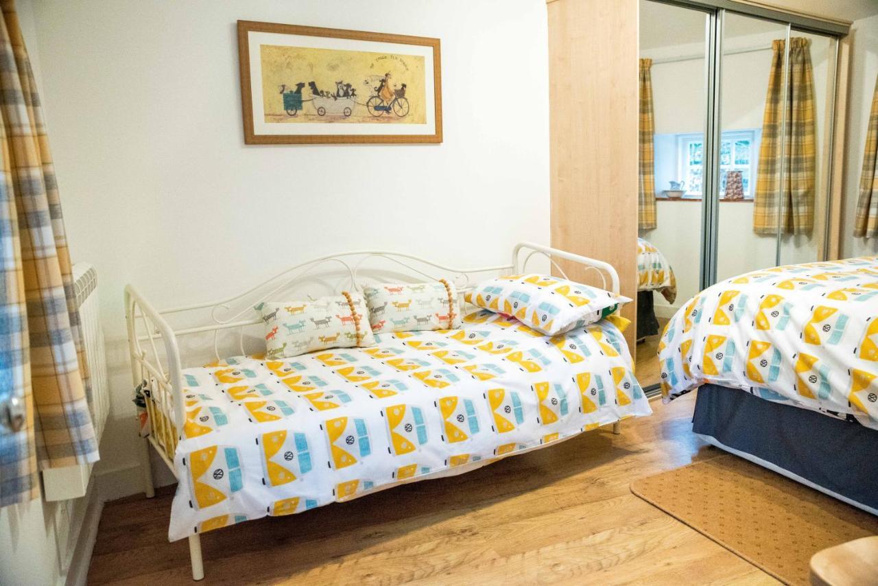 Standing Stones Cottage อาร์บรอท ภายนอก รูปภาพ
